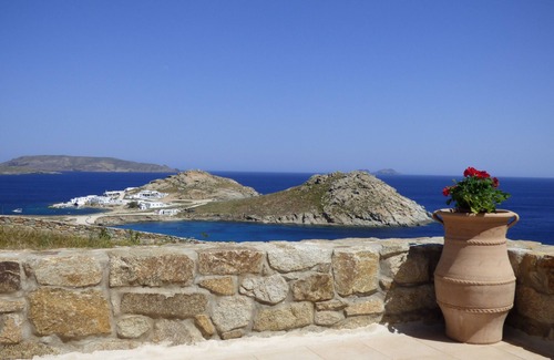 Kalafatis Villa | Family-Friendly Mykonos Villa with Spectacular Ocean Views