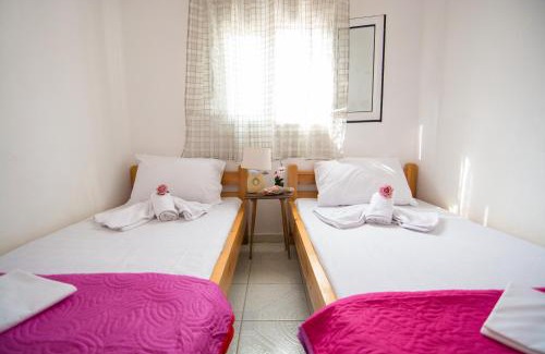 Sikia Apartment | Oceanfront Retreat at Myloi Loggou - Guest Rated 9/10