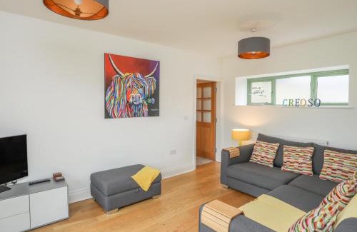 Brynsiencyn House | Discover Mynydd Parys: Pet-Friendly 4-Star Retreat