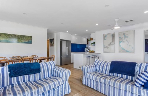 Myponga Beach House | Oceanfront Escape at Myponga Dunes: Family-Friendly Stay