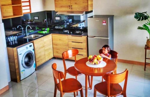 Balok Apartment | Beachfront Myreen's Suite with Ocean View & Pool Access