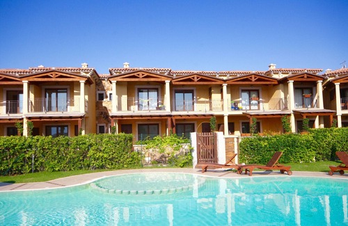 Murta Maria Apartment | Welcome to Myrsine 2: Family-Friendly Getaway Awaits