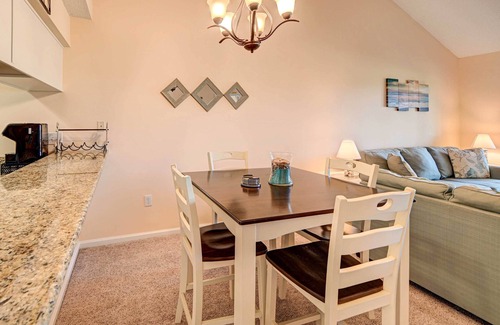 Waterford Plantation Condo | Beach Golf Villa in Myrtle Beach with Pool & Spa Amenities