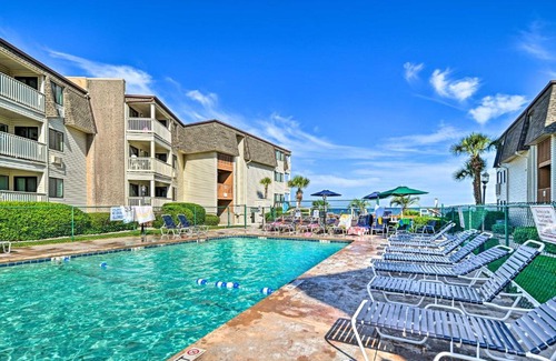 Myrtle Beach Apartment | Beachfront Condo with Pool & Unmatched 10/10 Guest Rating