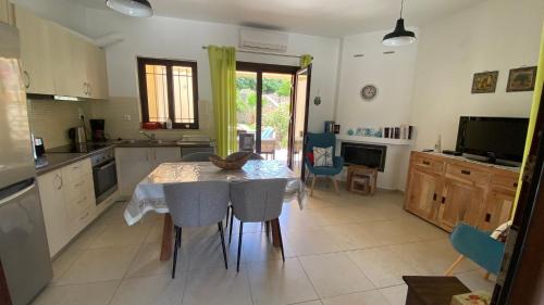 Exopoli House | Inviting Myrtle - Morfi Village with Pool & Breakfast Options