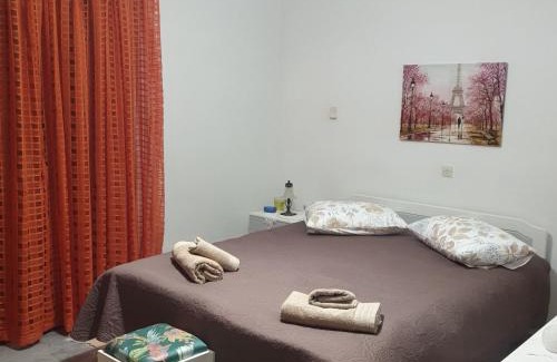 Loutra Oraias Elenis Apartment | Discover Myrto's Apartment No15 - Child Friendly & Rated 9.3