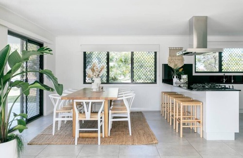 Yamba House | Oceanfront Retreat at Mysa Yamba - Rated 9.4/10