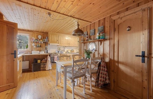 Nor House | Relaxing Retreat at Mysig Stuga Ornö with Ocean View