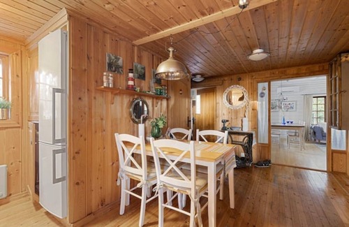 Nor House | Relaxing Retreat at Mysig Stuga Ornö with Ocean View