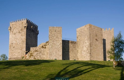 Montalegre e Padroso Apartment | Guest Rated 10/10: MyStay - Casa Miná 2 with Bunk Beds