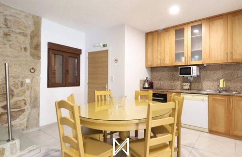 Valenca House | Experience MyStay - Casa Valença with Private Pool & Views