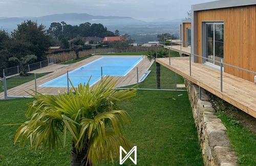 Valenca House | Relaxing Getaway at MyStay - Quinta dos Sobrais Bungalow