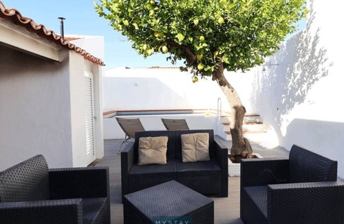 Arraiolos House | Comfortable MyStay - House of Relatives with BunkBed Interior