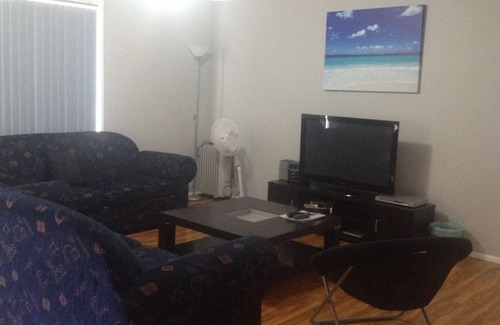 Nowra House | Cozy Retreat at Mystic Blue with Pet-Friendly Amenities