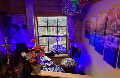 Montverde House | Relaxing Mystic Cabin Retreat with Private Pool Near Orlando