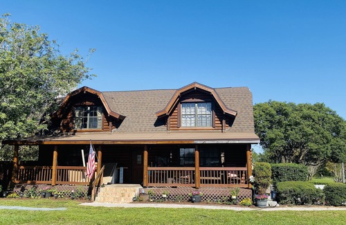 Montverde House | Relaxing Mystic Cabin Retreat with Private Pool Near Orlando