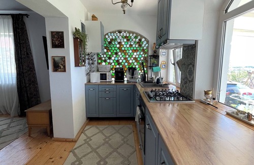 Varfurile House | Mystic Twistic – A Hidden Countryside Gem Surrounded by Hills & Orchards