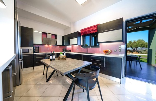 Potistiria Villa | Mythic Olive Villa: Private Heated Pool & Ocean Views!