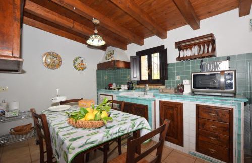 Syracuse House | Experience Mythos Holidays & Events with Oceanfront Comfort