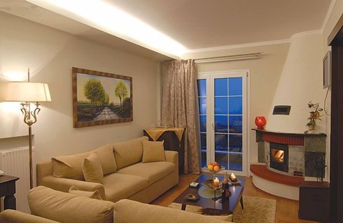 Elatochori Hotel | Discover Mythos Hotel: Family-Friendly Stay with Pool & Spa