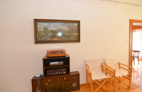 Lesvos Apartment | Central Mytilini Apartment: 5 Min to Port & Shops, Rated 10/10