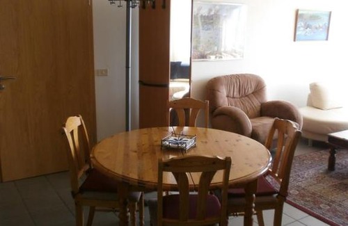 Hvalfjarðarsveit House | Experience Námshestar: Oceanfront Bliss for Families