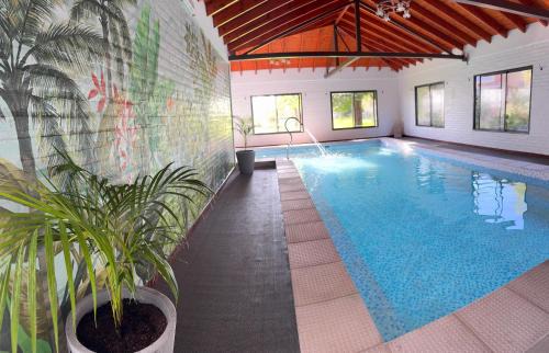 Chascomus Apartment | Beachfront Náutico Apart Hotel with Pool & Ocean Views