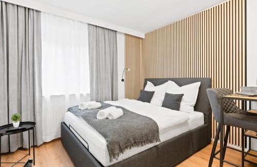 Pforzheim Apartment | Convenient Stay Near Hauptbahnhof with Kingsize Bed & Netflix
