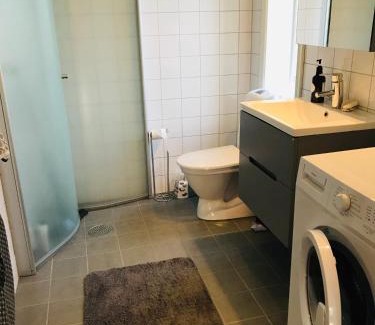 Mollosund Apartment | Kid-Friendly Getaway at Nära Kvarnen-Mollösund Hotel