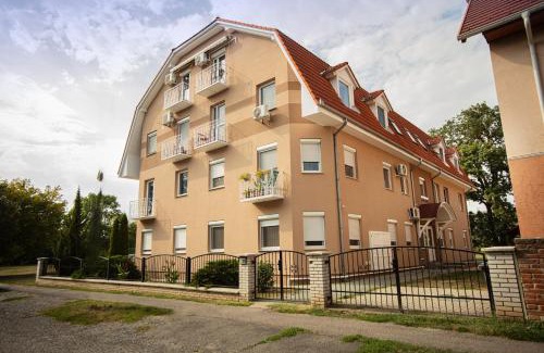 Sarvar Apartment | Child-Friendly Németh Apartman Sárvár: Rated 9/10 by Guests