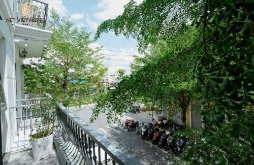 Soc Trang Hotel | Pet-Friendly Nét Việt Hotel Near Vincom Sóc Trăng