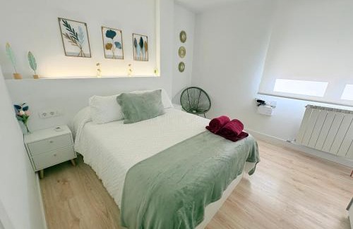 Albacete Apartment | Family-Friendly Nórdico - Apartamentos Birdie, Guest Rated 9.8