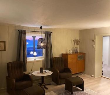 Andoy Apartment | Exceptional Family-Friendly Stay at Nøssveien 271, Andøy