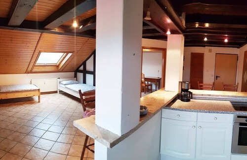 Petersaurach Apartment | Cozy Nü01 Penthouse near Nürnberg with Family-Friendly Amenities