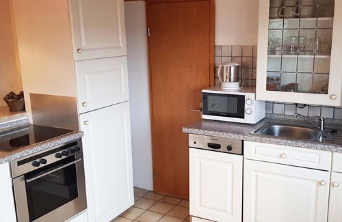 Petersaurach Apartment | Cozy Nü01 Penthouse near Nürnberg with Family-Friendly Amenities
