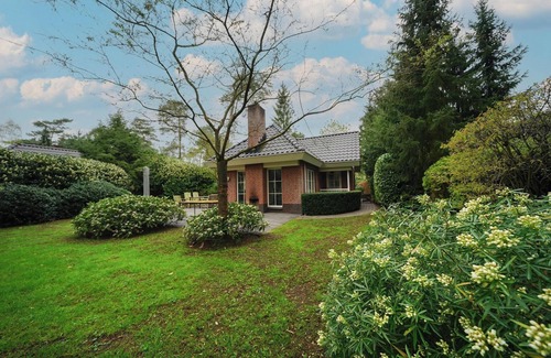 Beekbergen-Zuid House | Spacious Bungalow with Garden & Family-Friendly Amenities