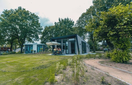 Kaatsheuvel House | Lovely Detached Chalet with 2 Bedrooms and Pet-Friendly Perks