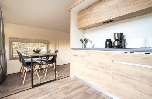 Otterlo Cabin | n/a