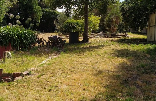 Invermay House | n"Clove House" is homey & convenient location.