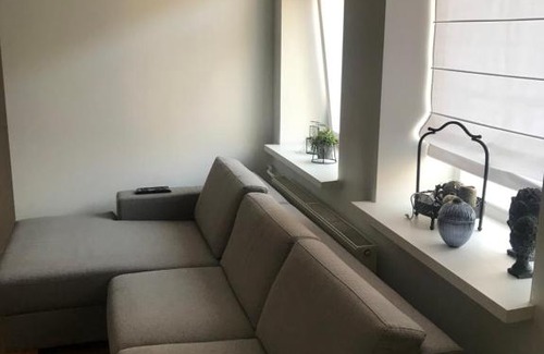Old Town Apartment | Budget-Friendly N Downtown Studio with Child-Friendly Amenities