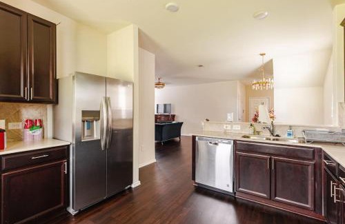 Houston House | Convenient Stay at N-E-G House near Hooks Airport