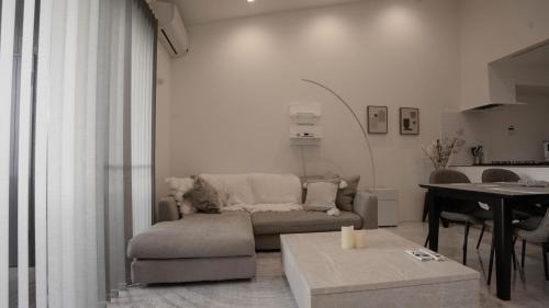 Ichinomiya Villa | Inviting N Living the Theater Villa with Sauna & Family Friendly