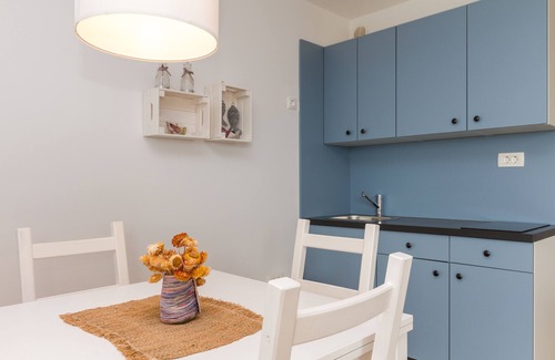 Portoroz Apartment | Oceanfront N&N Apartments & Rooms - Guest Rated 10/10