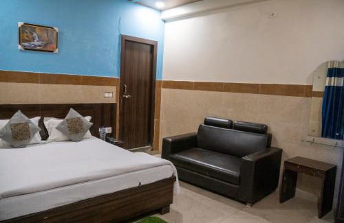 Taj Ganj House | Budget-Friendly Stay at N S Guest House