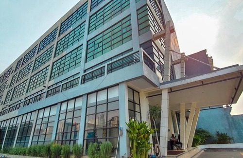 Palmerah Hotel | Budget-Friendly N Hotel Tanah Abang with Child Amenities