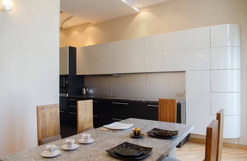 Vake Apartment | Elegant N1 Vake Park Penthouse with Private Pool & Spa
