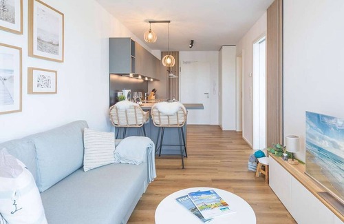 Norderhafen Apartment | Oceanfront Retreat at N14 Meerzeit by Interhome