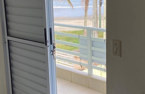 Mongagua House | Beach House Retreat with Pool & Ocean View in Itanhaém