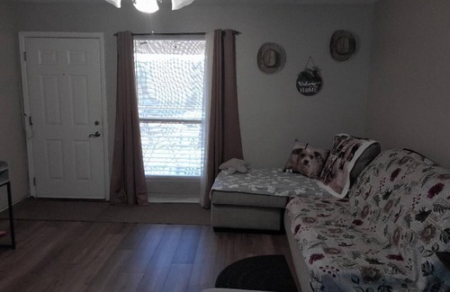 Buckhorn Neighborhood Condo | Convenient Access to Apache Well Golf Resort and Lake Fun