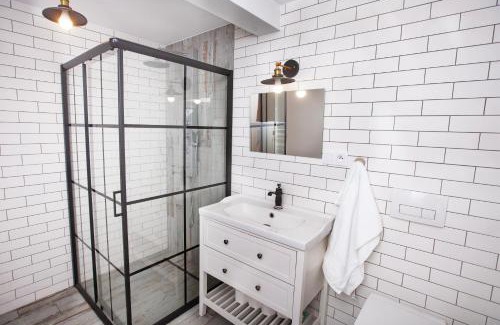 Chotyniec Villa | Pet-Friendly Escape at Na Chałupki: Guest Rated 9.9